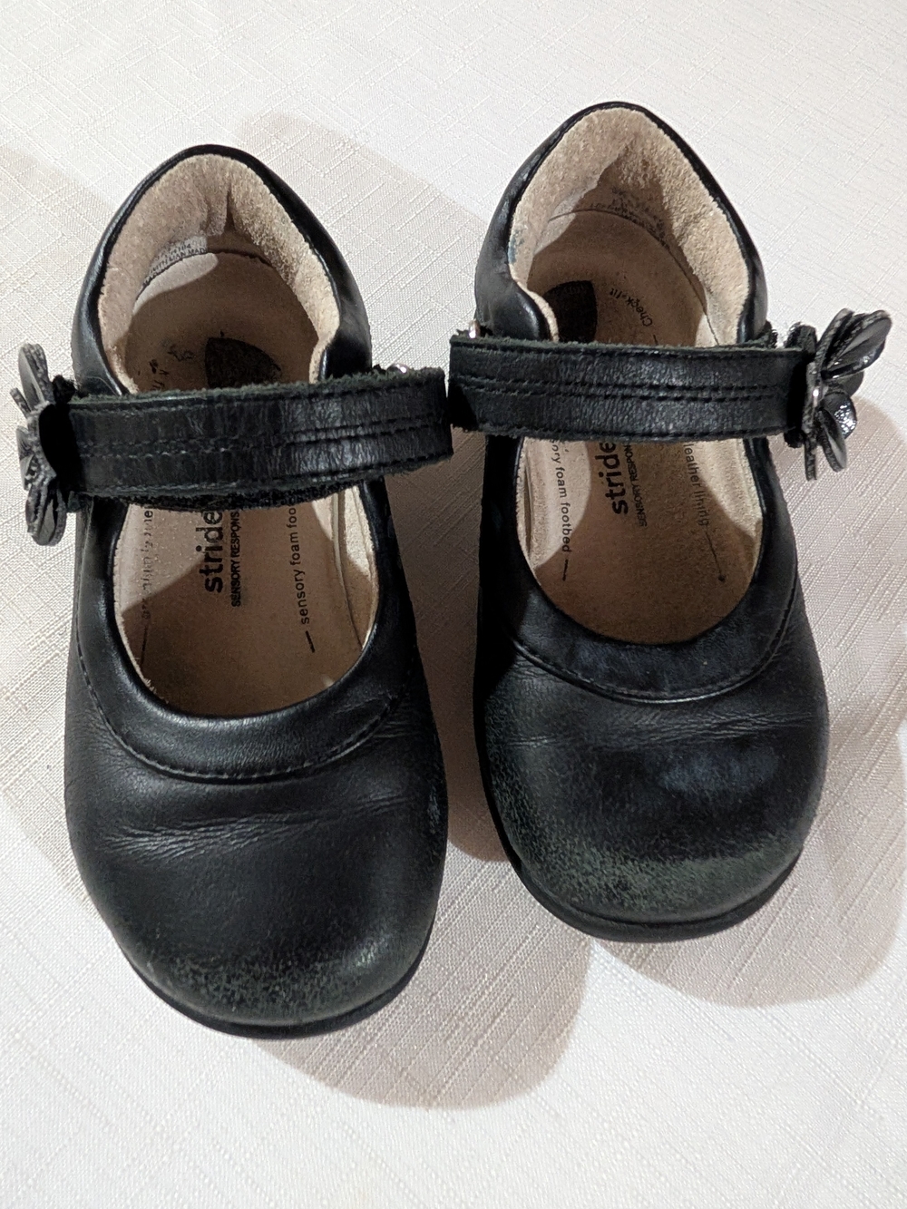 Stride Rite Black Girls' Mary Jane Shoes with Flower Accent